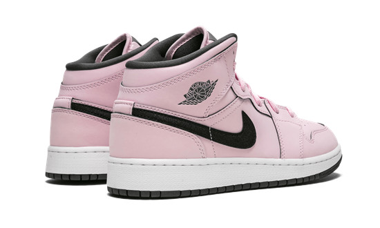 Air Jordans 1 Mid “Pink Foam” 555112-601